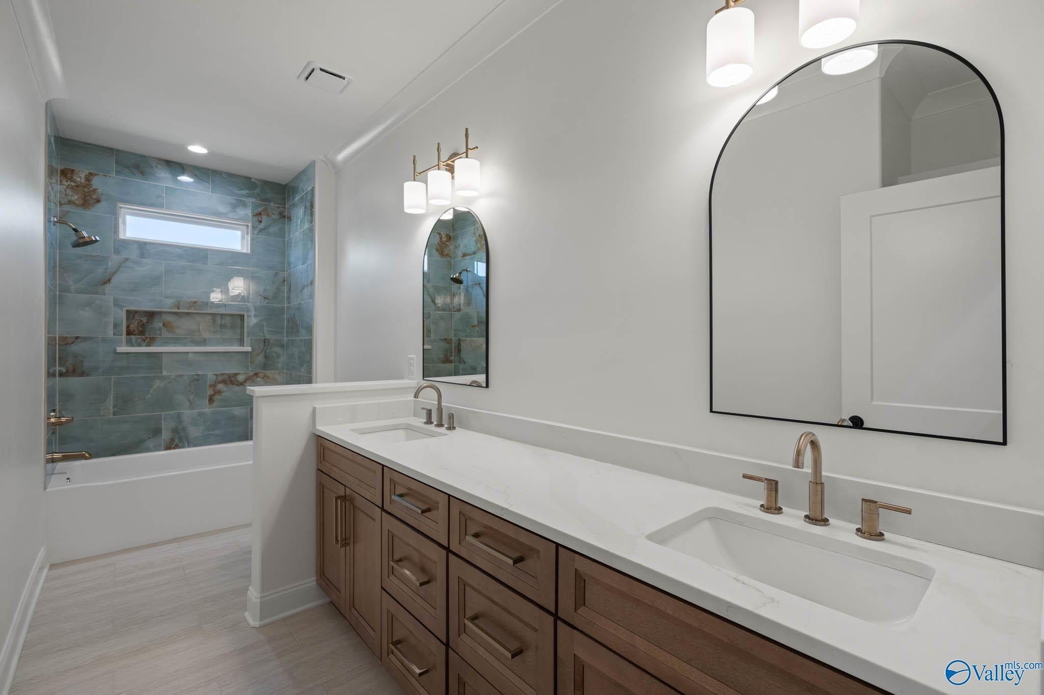 25672 Taylor Street. Elkmont, AL 35620