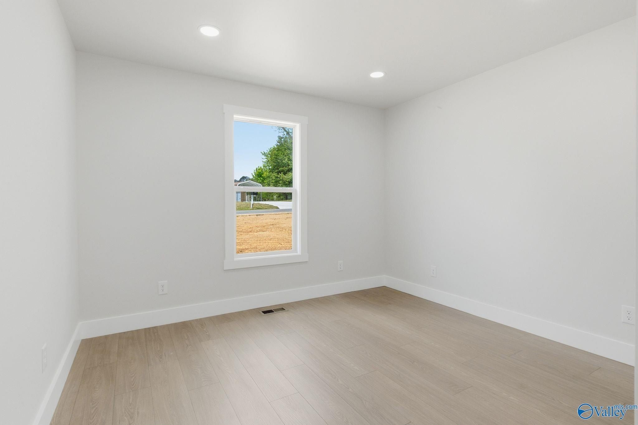 2218 Old Union Road. Grant, AL 35747