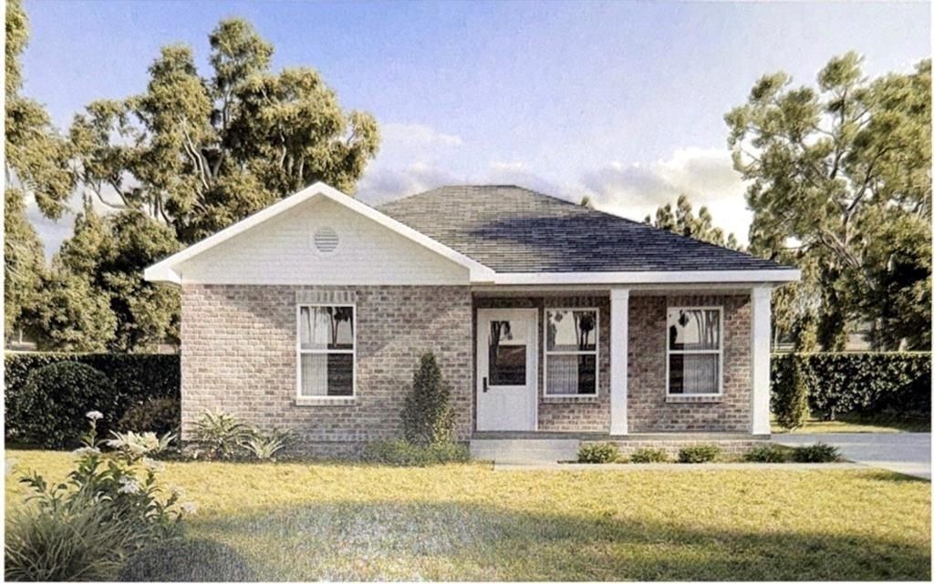 1828 Woodcock Street. Mobile, AL 36606