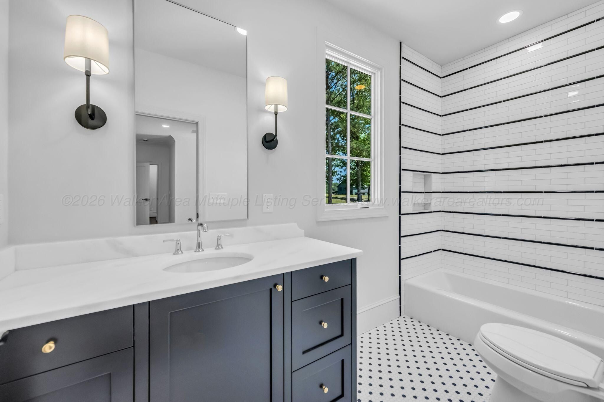 1354 County Road 2010. Crane Hill, AL 35053