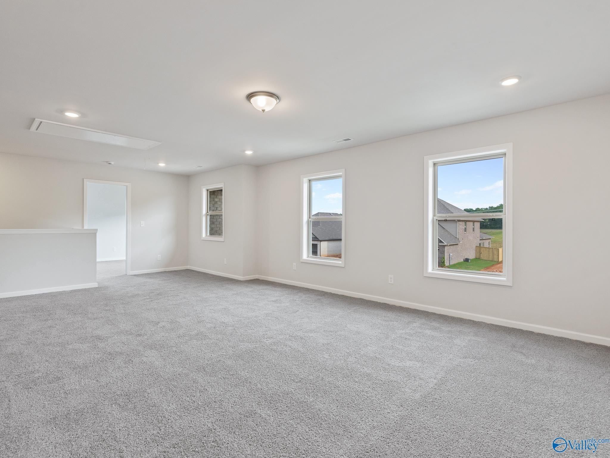 104 Speck Circle. Meridianville, AL 35759