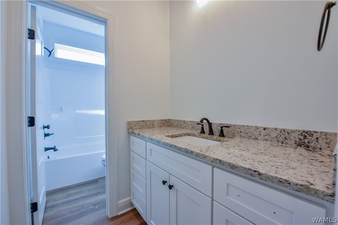 11632 Northridge Lane. Berry, AL 35546