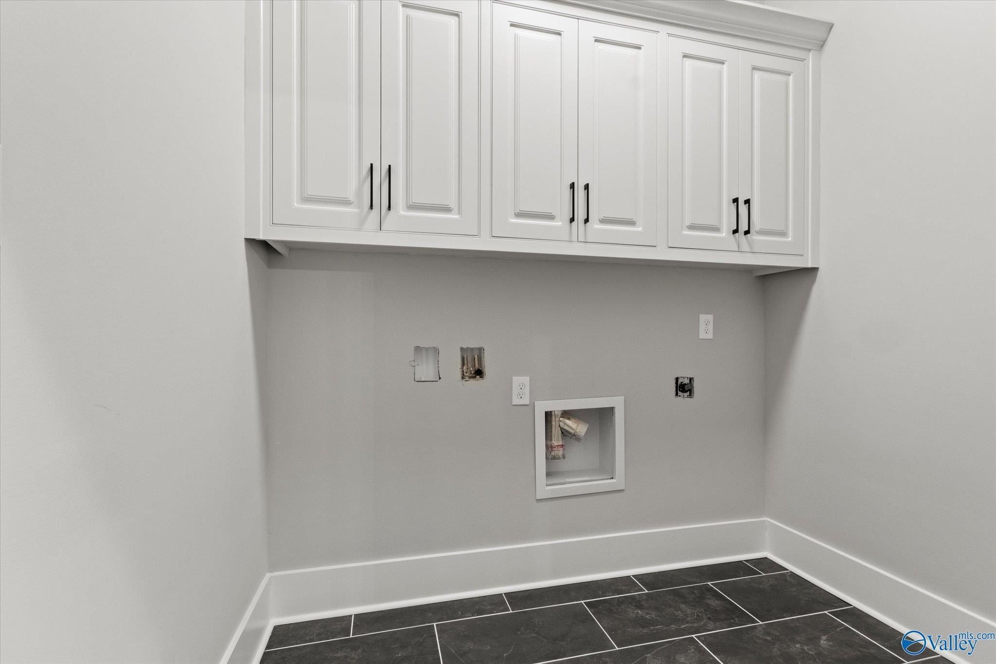 22566 Mary Grace Drive. Athens, AL 35613