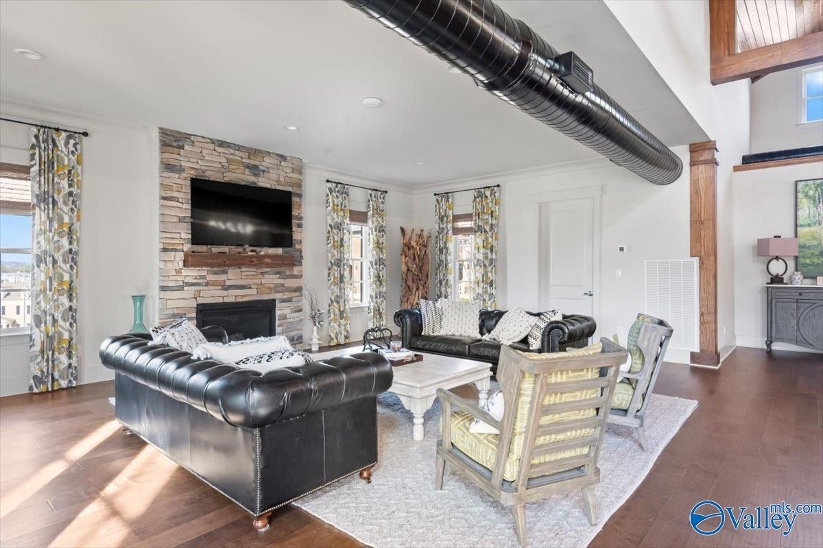 367 Saint Louis Street. Madison, AL 35758