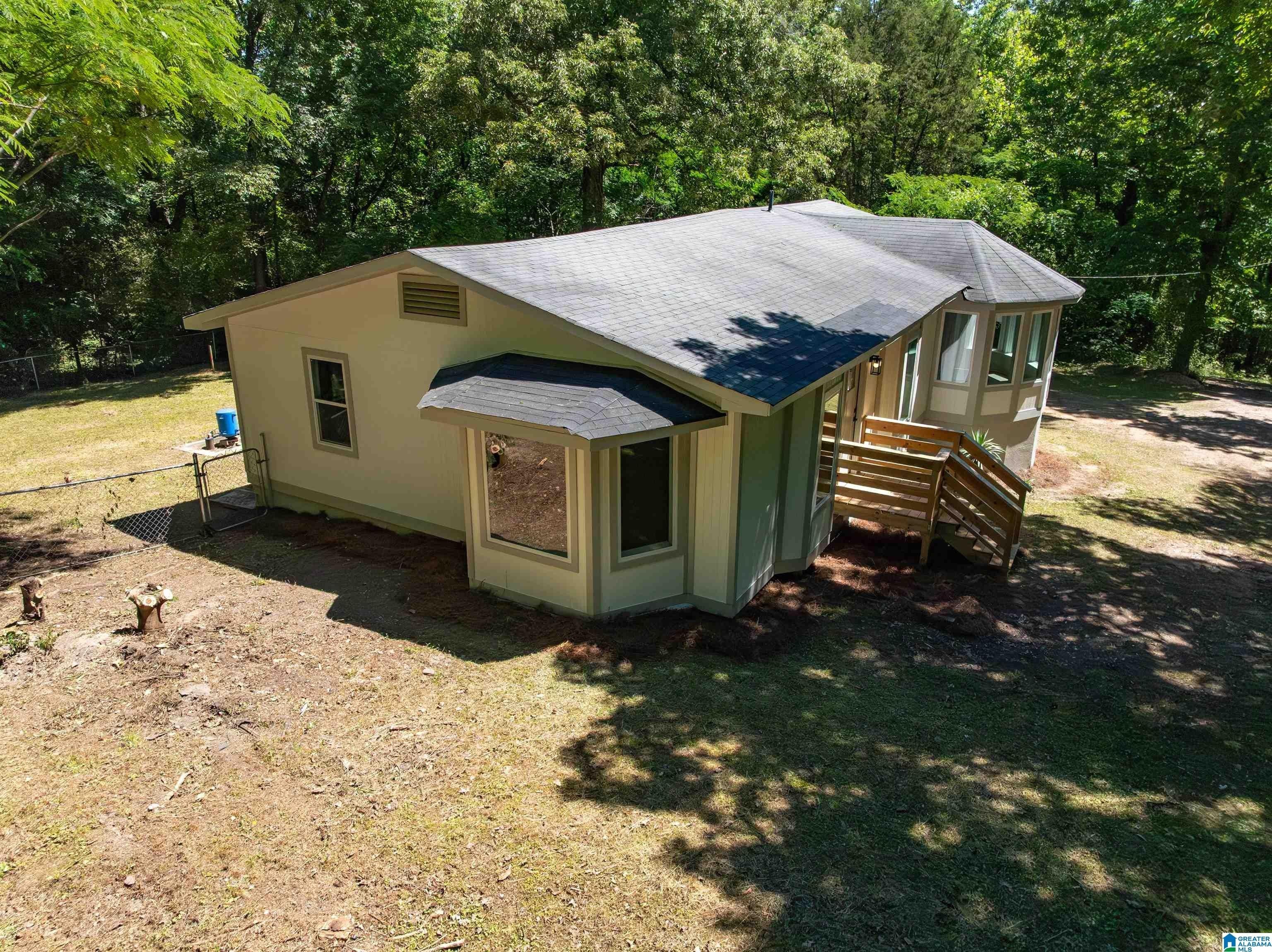 5162 Willow Ridge Lane. Pinson, AL 35126