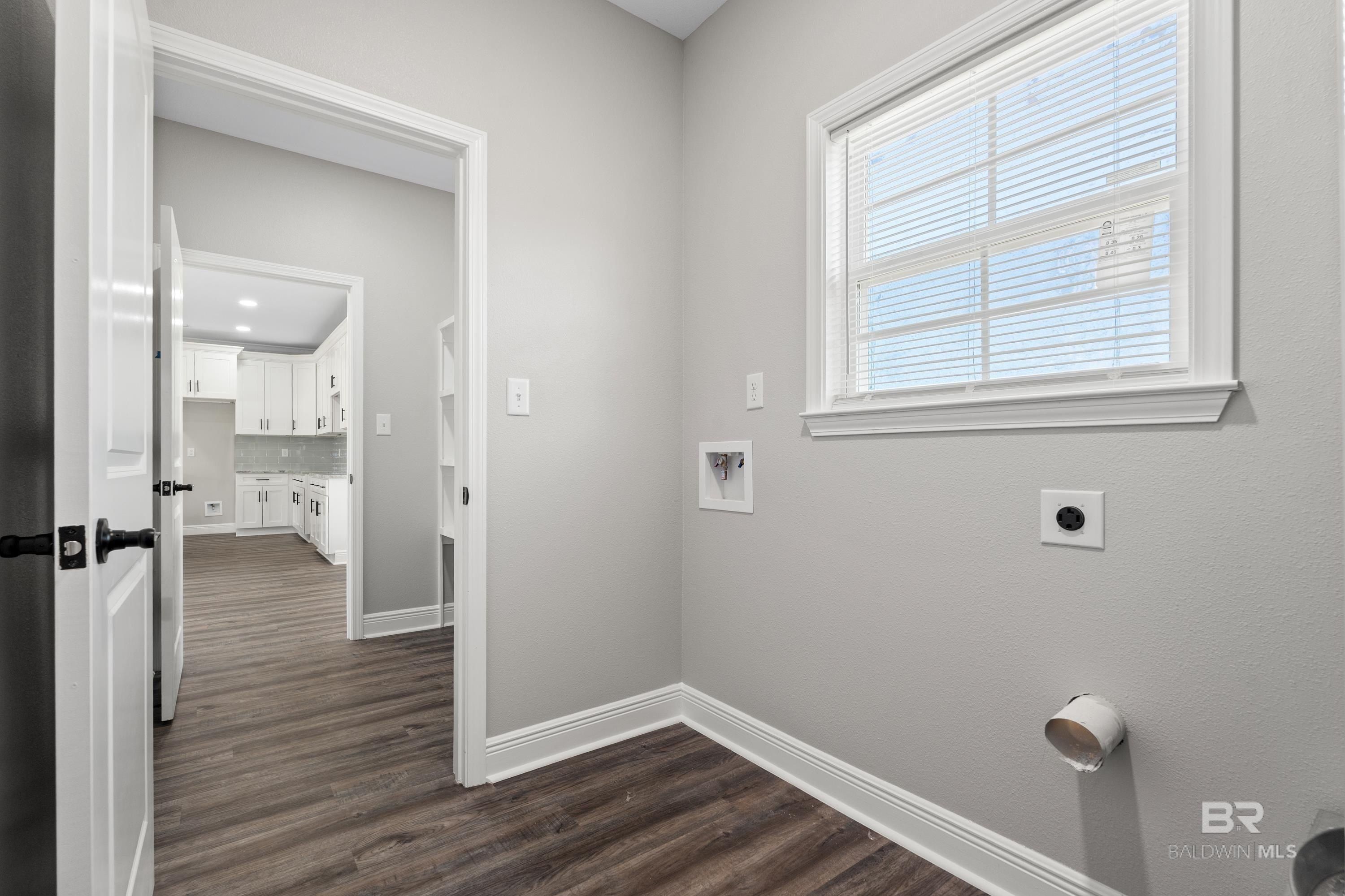 9966 Lighthouse Avenue. Grand Bay, AL 36541