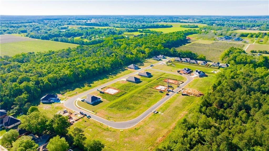 27422 Patch Place Loop. Daphne, AL 36526