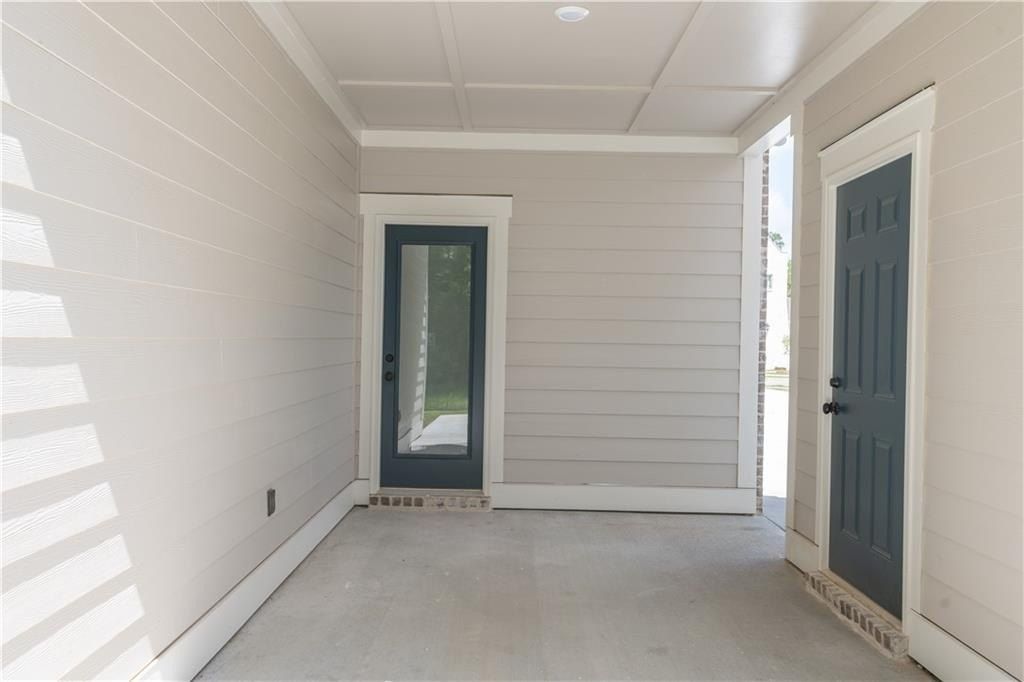 8 Burts Gap Road. Auburn, AL 36830