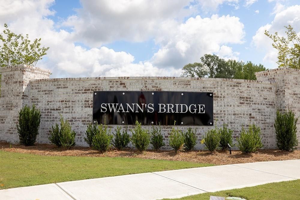 515 Whooper Lane. Auburn, AL 36832