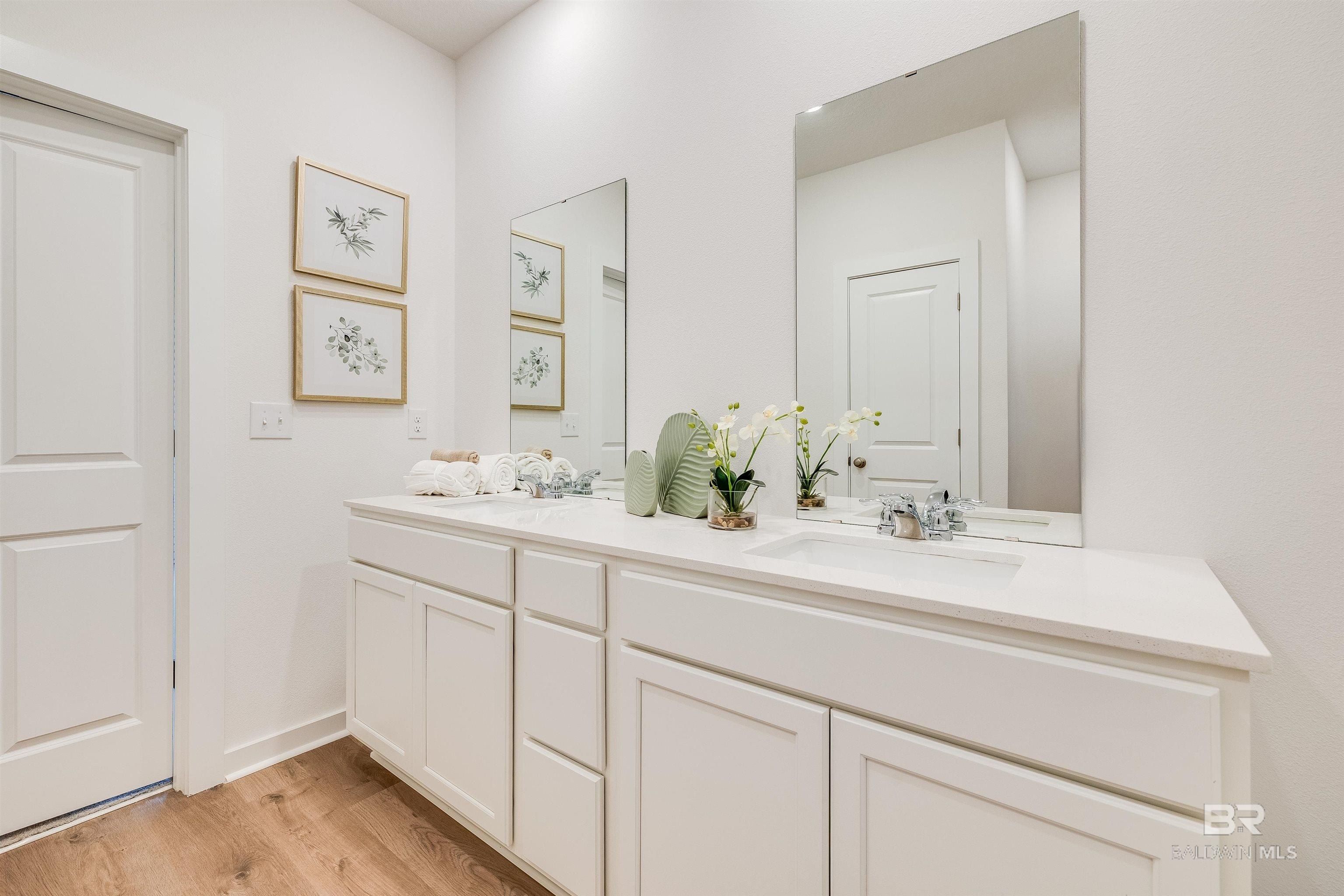 1298 Madera Circle. Foley, AL 36535