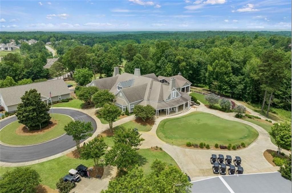 1138 Hogan Drive. Auburn, AL 36830