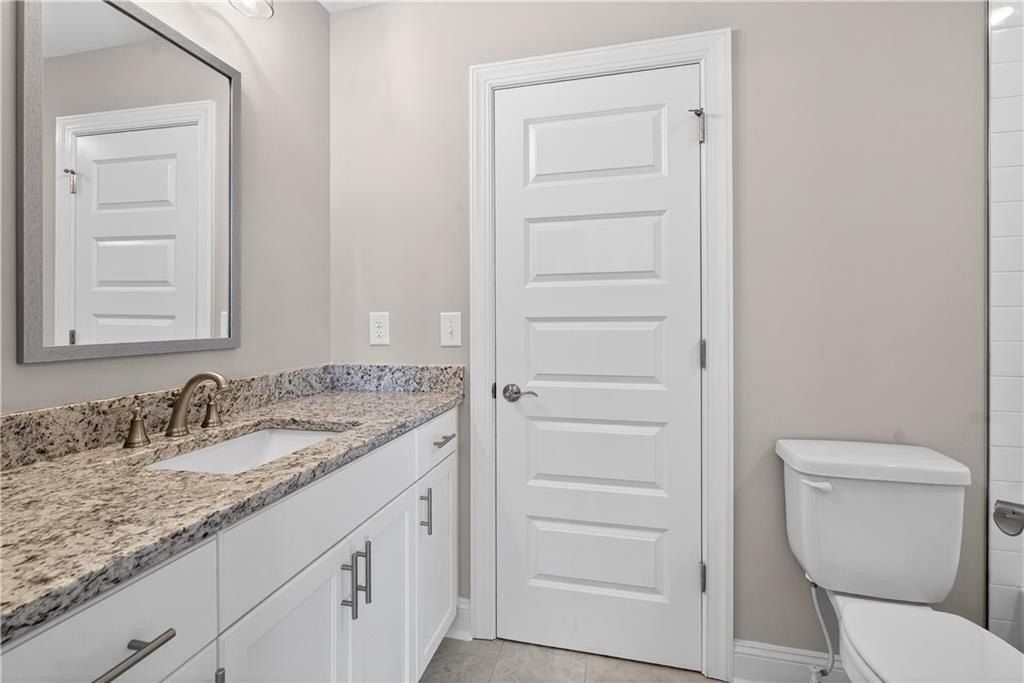 3533 Dickson Place Drive. Opelika, AL 36801