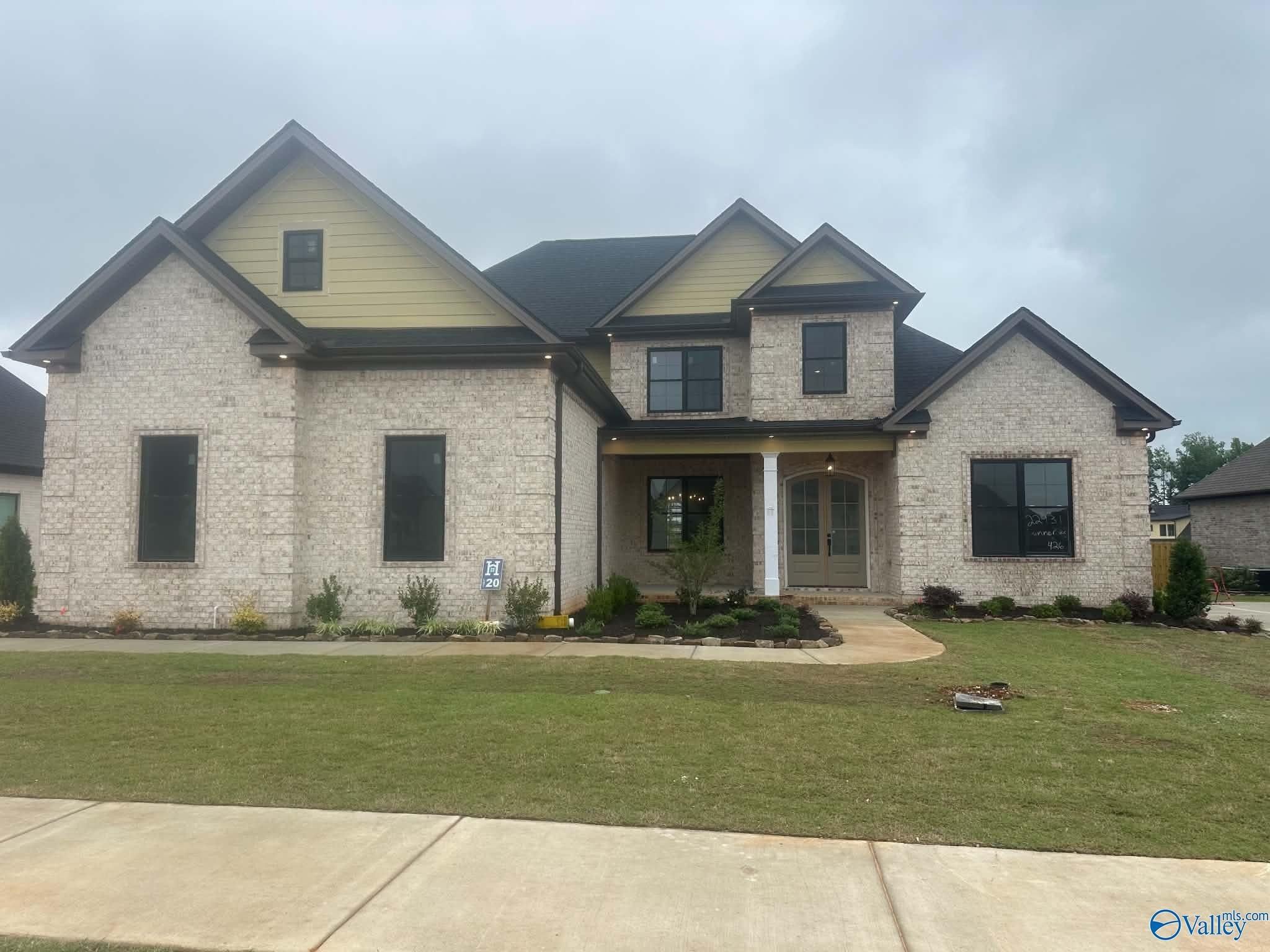 22931 Gunner Circle. Athens, AL 35613