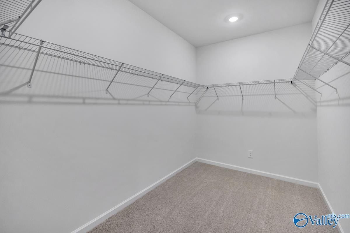 261 Avebury Road. Meridianville, AL 35759