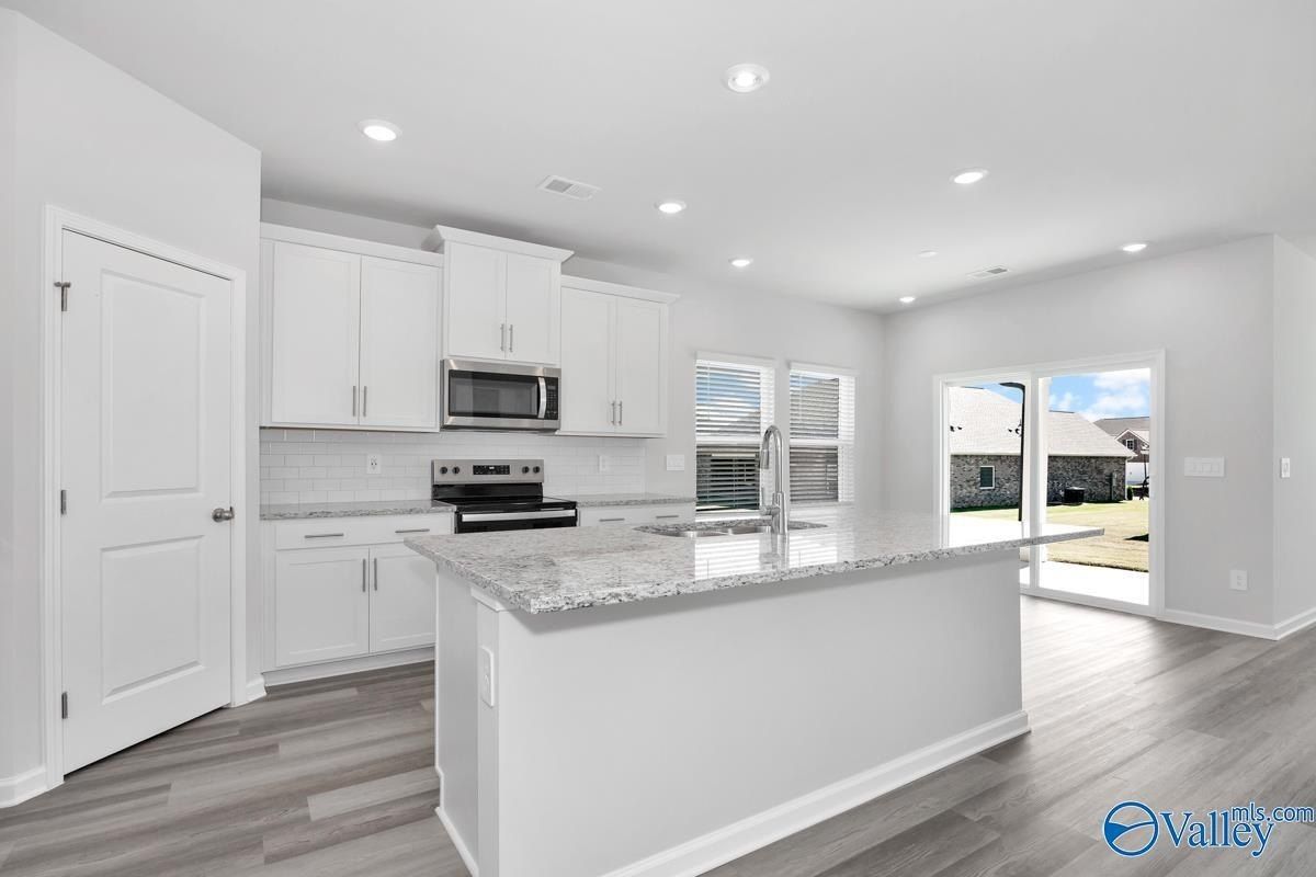 29511 Satilla Circle. Madison, AL 35756