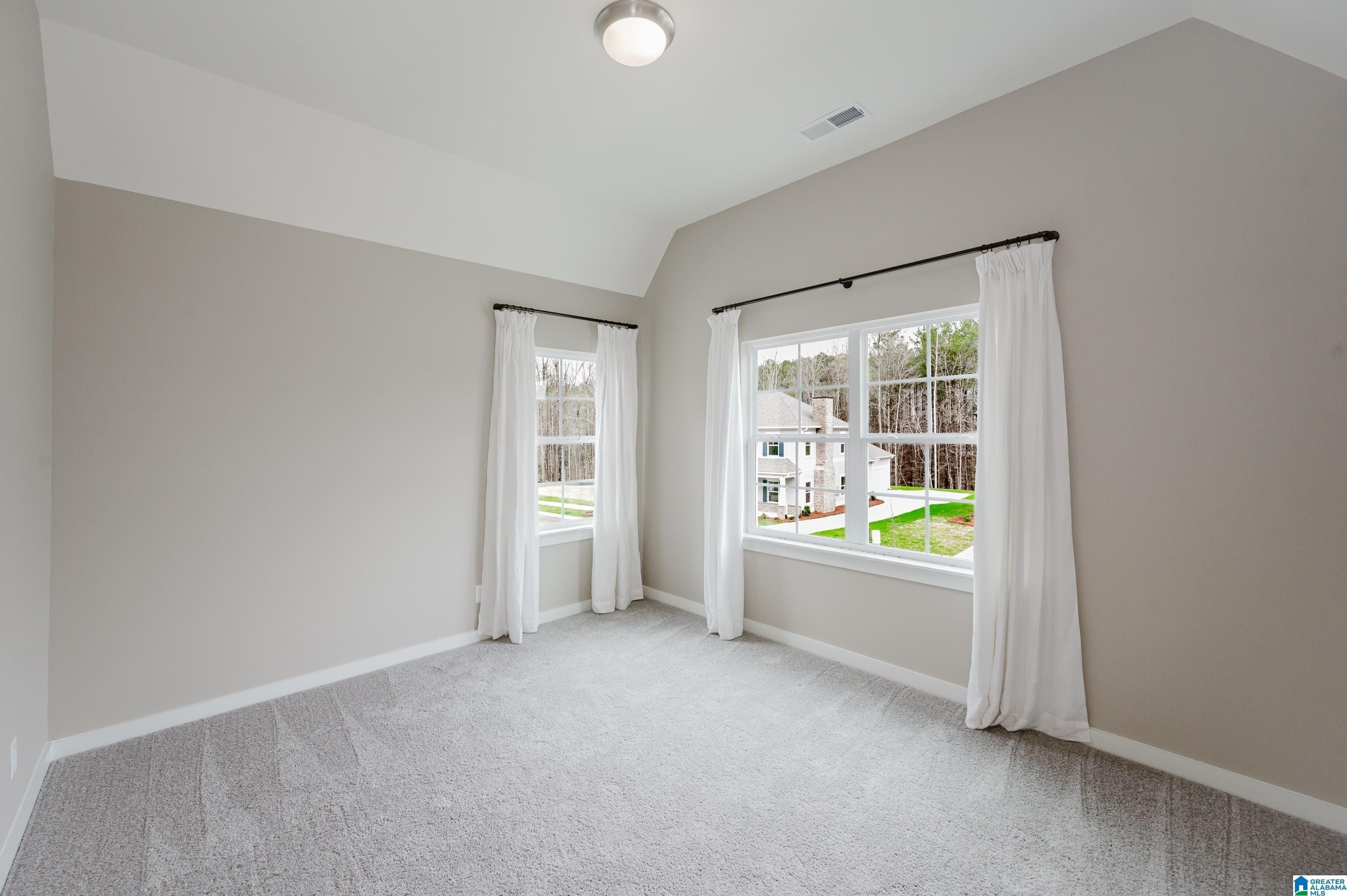 2005 Wohali Drive. Leeds, AL 35094