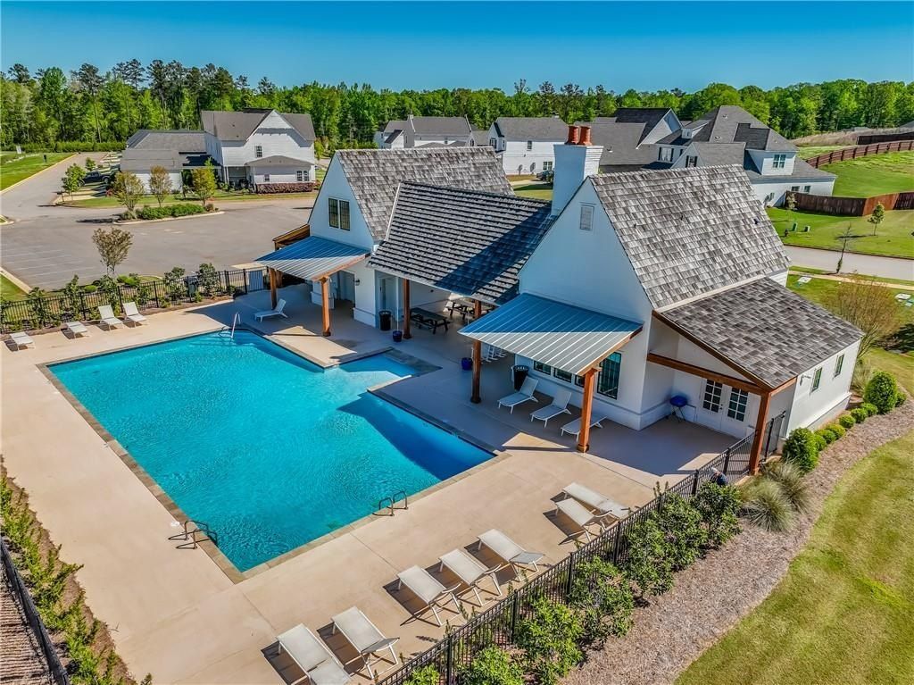2346 Lake Shadow Lane. Opelika, AL 36801