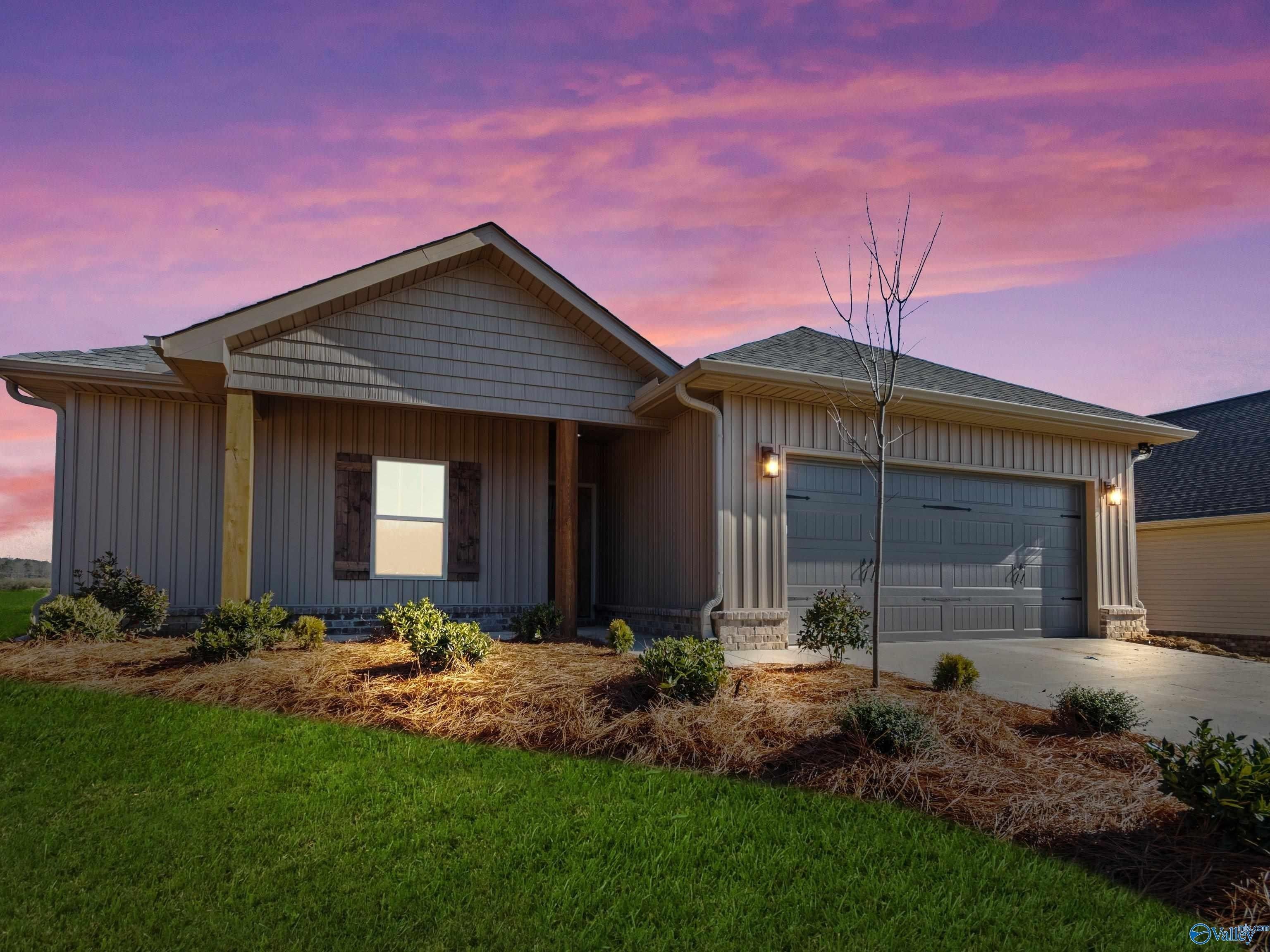 237 Deer Trail. Union Grove, AL 35175