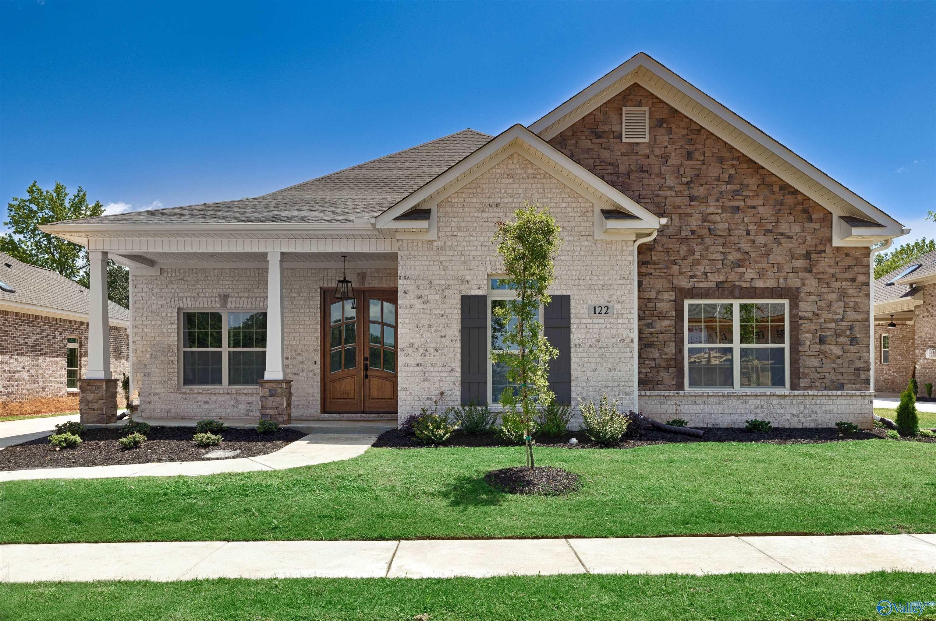 14388 Montcliff Lane. Athens, AL 35611