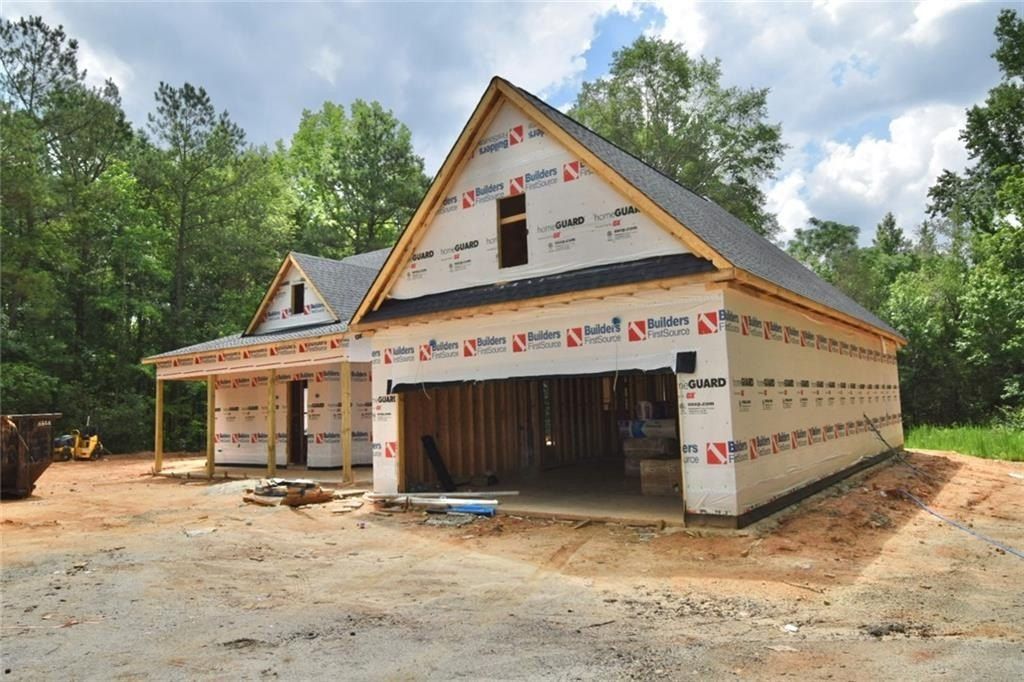 88 Lee Road 754. Salem, AL 36874