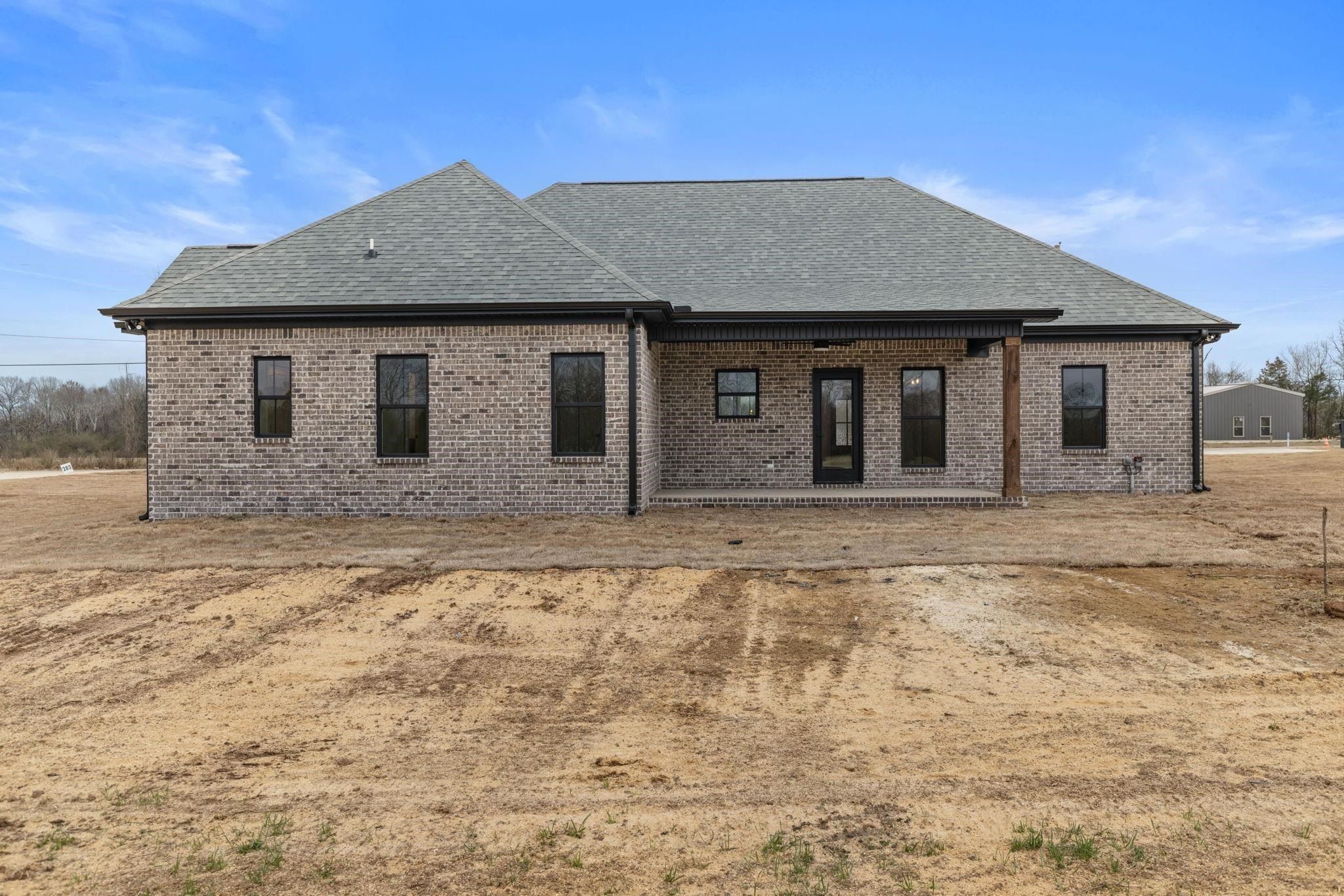 273 Co Rd 144. Killen, AL 35645