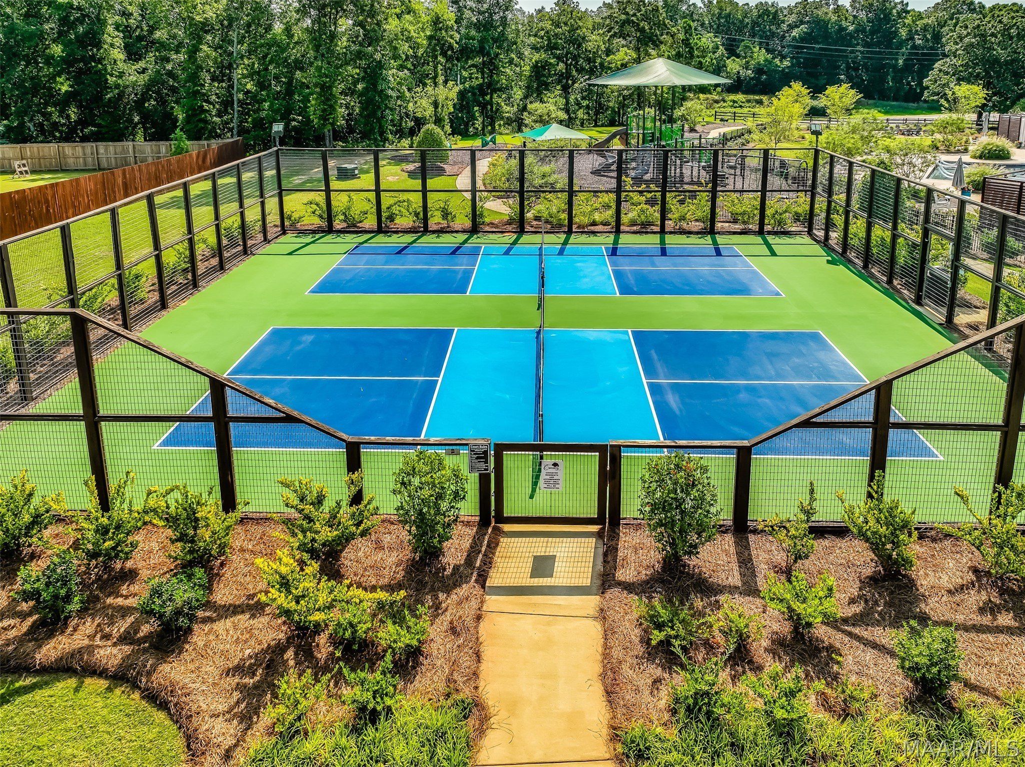 228 Hillston Drive. Wetumpka, AL 36093