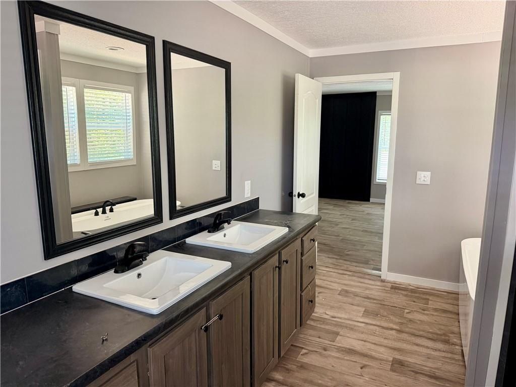 39 Parker Dr. Seale, AL 36875