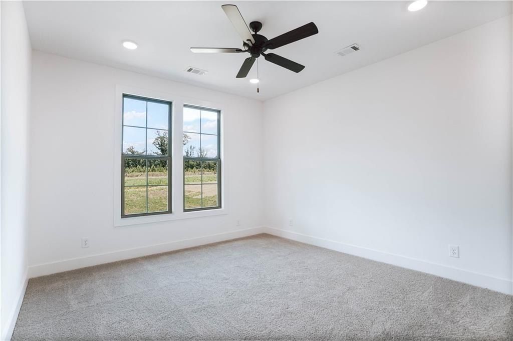 40 Crossing Court W. Valley, AL 36854
