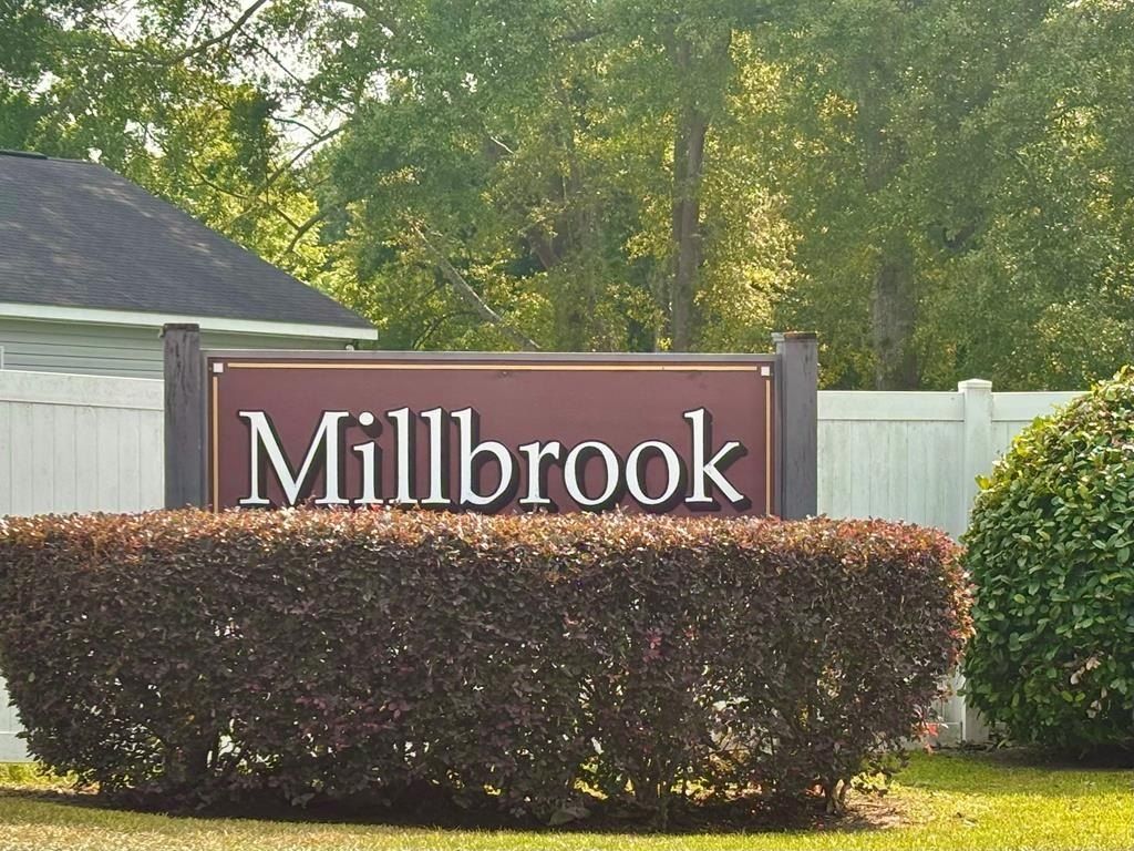 119 Thistlewood Drive. Dothan, AL 36301