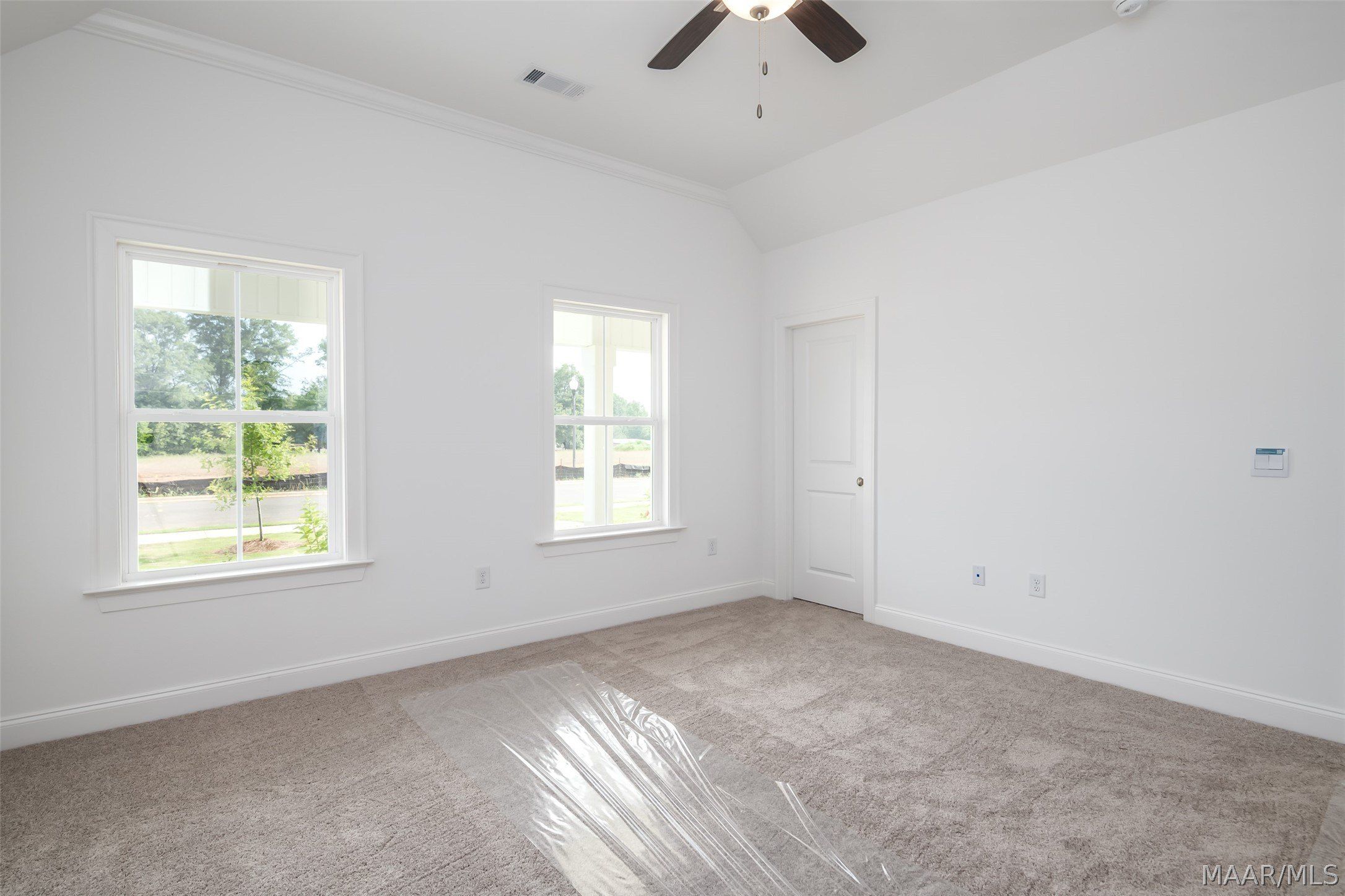 47 Meadowbrooke Drive. Wetumpka, AL 36092
