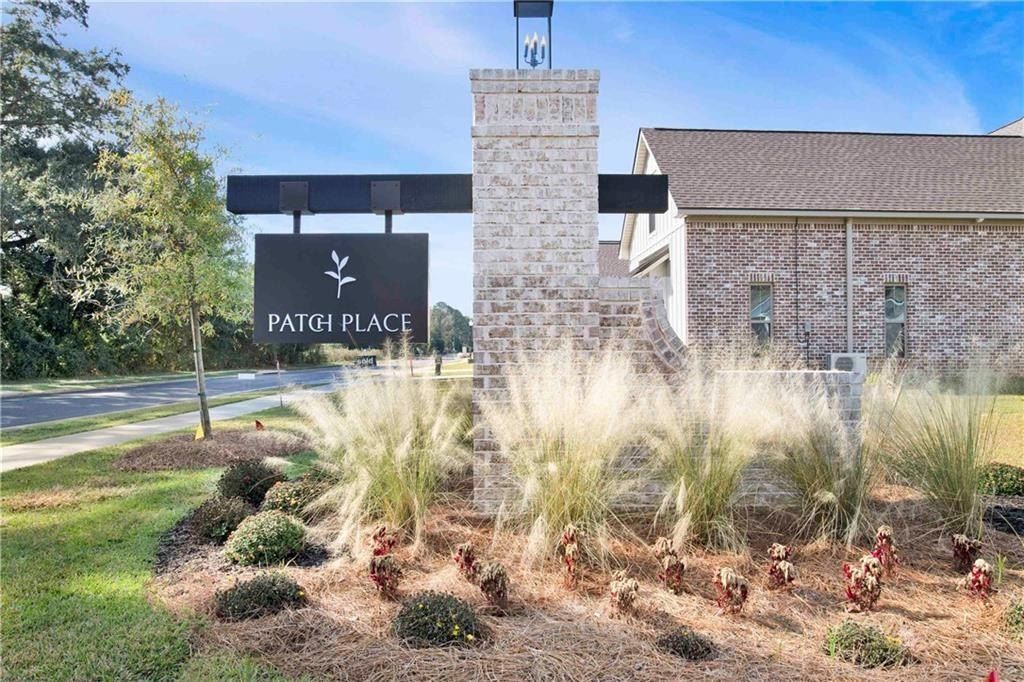 27414 Patch Place Loop. Daphne, AL 36526