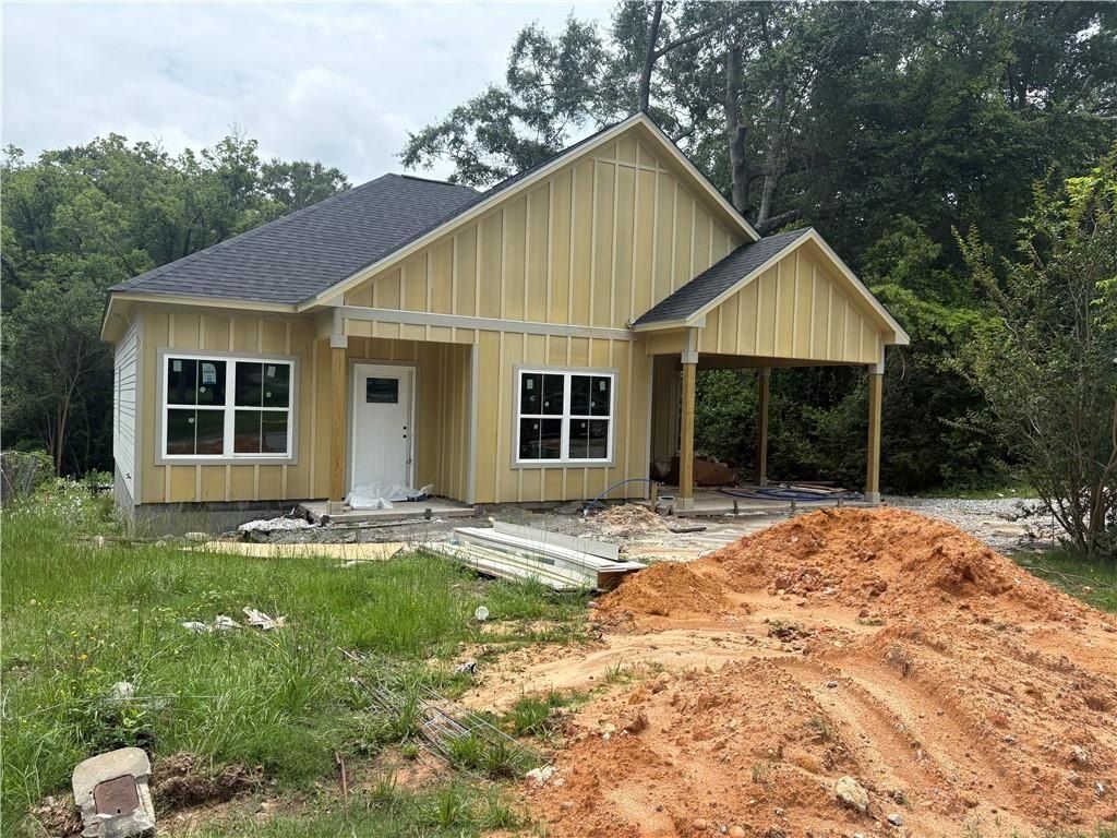 1521 24Th St. Phenix City, AL 36867