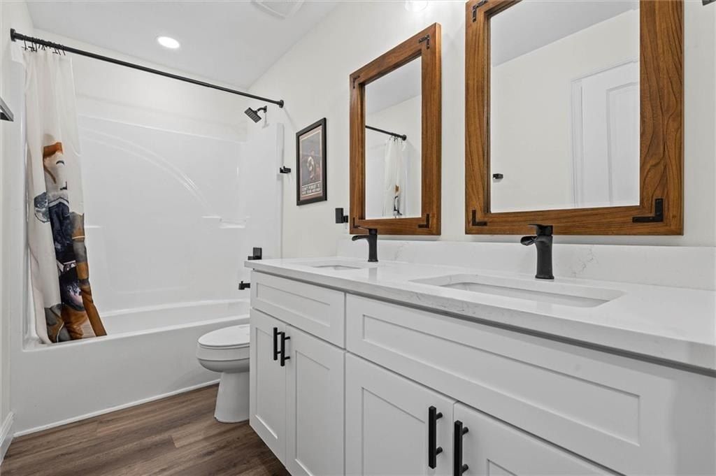 370 Allison Court. Mobile, AL 36608