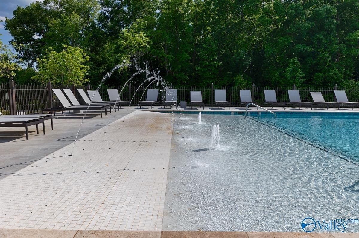 66 Stone Mason Way Nw. Huntsville, AL 35806