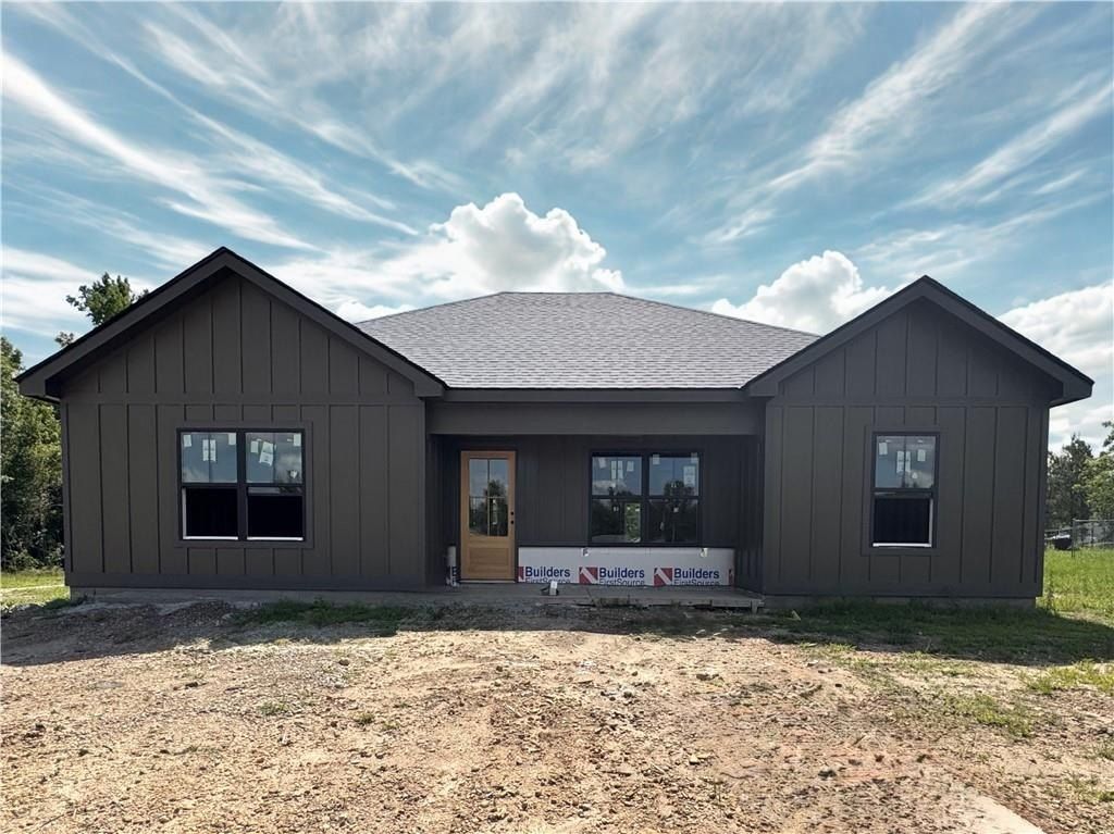 250 Lee Road 2166. Salem, AL 36874