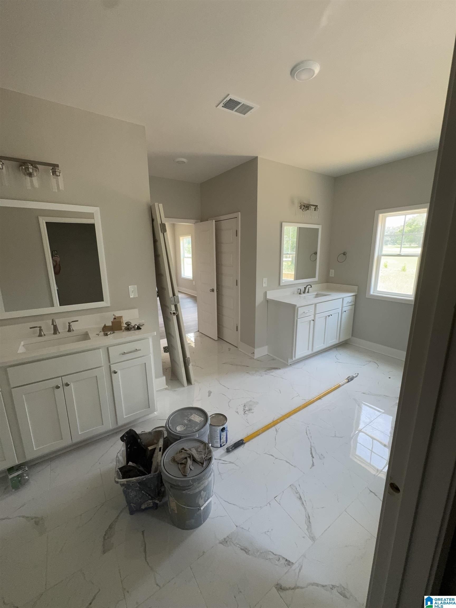1490 Brooks Drive. Mount Olive, AL 35117