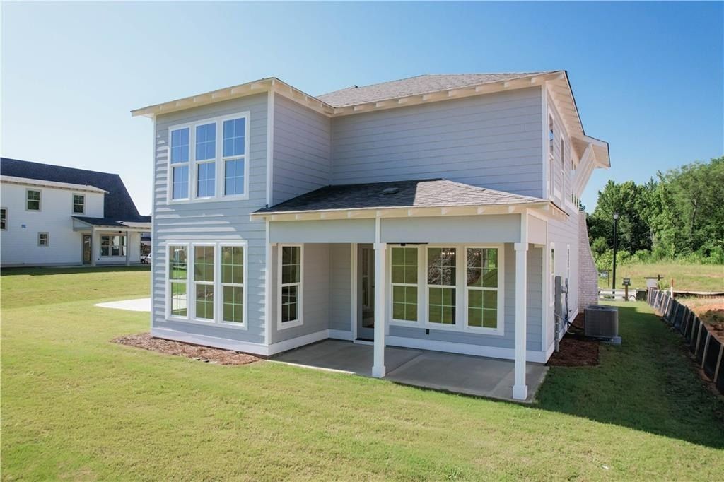 1214 Sarah Lane. Auburn, AL 36830