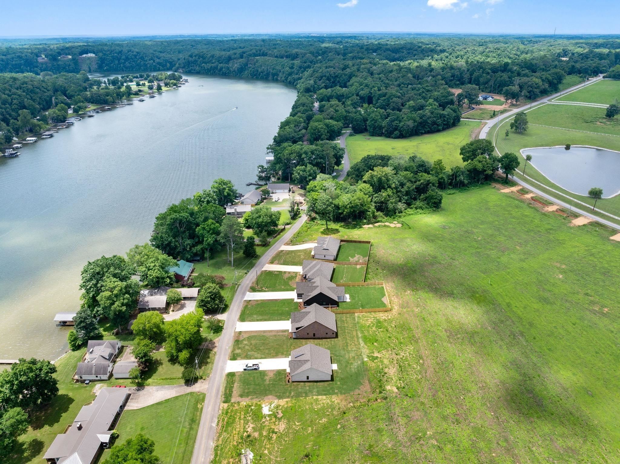 381 Co Rd 322. Florence, AL 35634