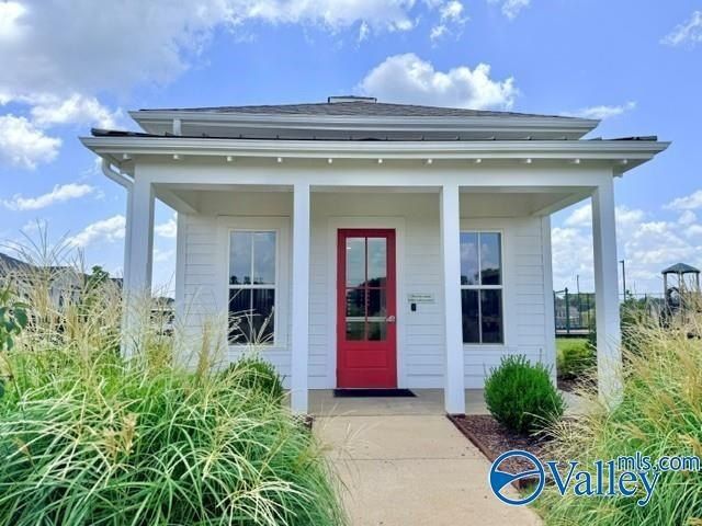 275 Farmhouse Drive. Madison, AL 35757