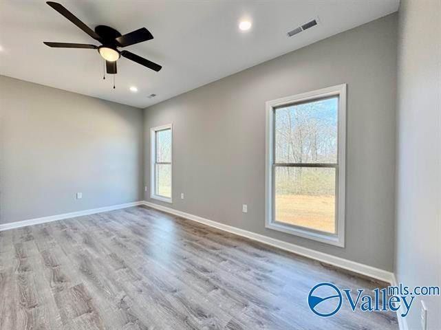 84 White Oak Way. Rogersville, AL 35652