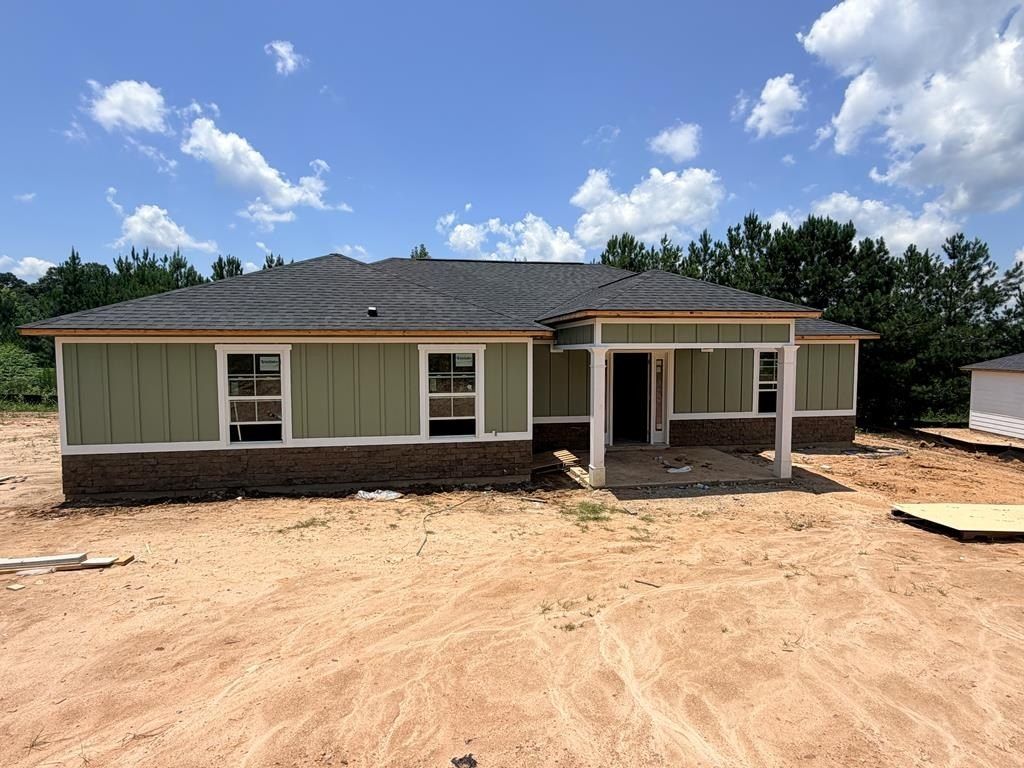 2407 Ridgewood Drive. Phenix City, AL 36870