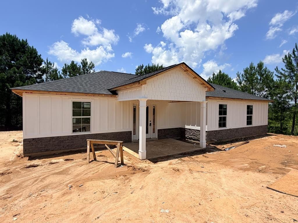 2405 Ridgewood Drive. Phenix City, AL 36870