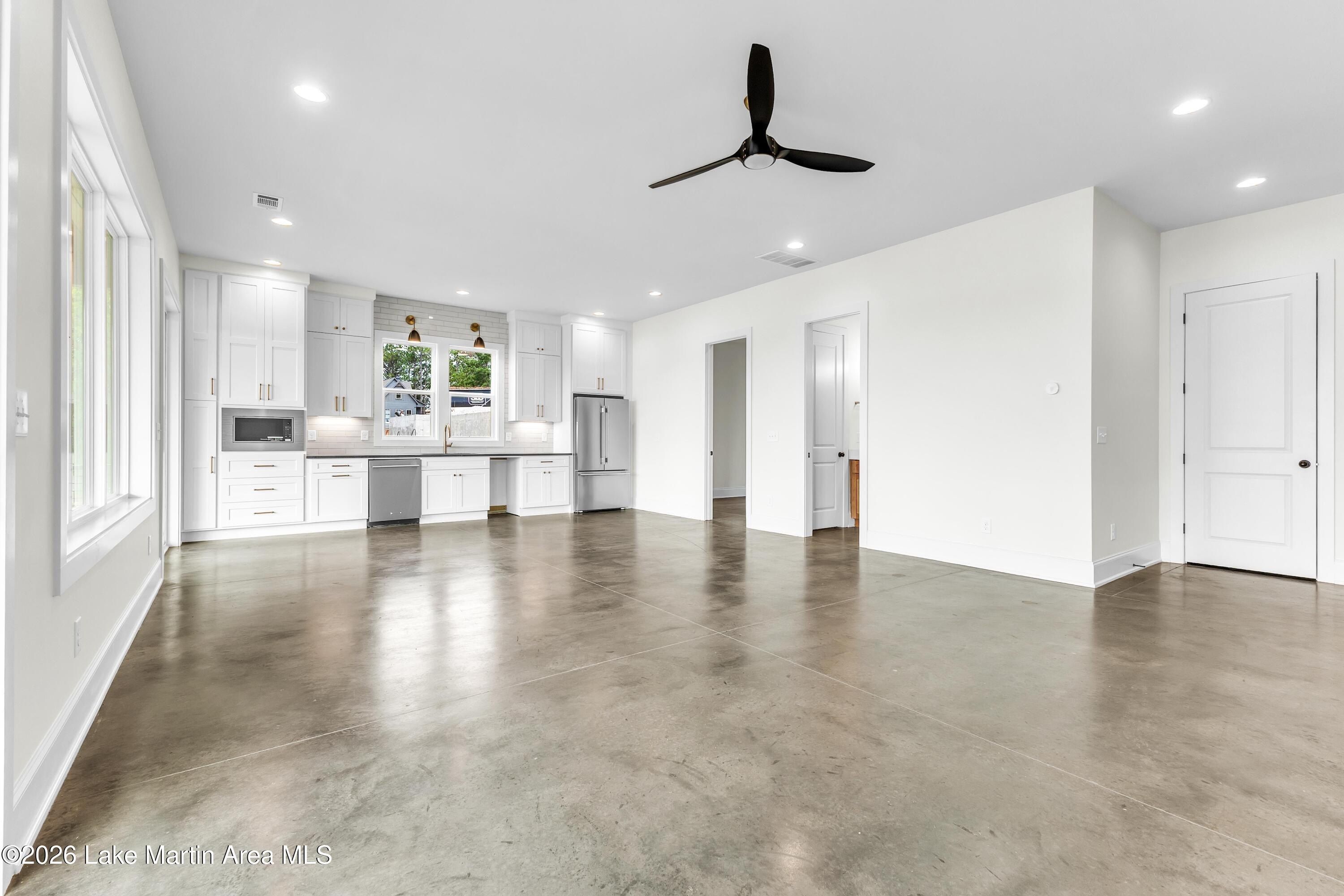 195 Long Leaf Pl. Dadeville, AL 36853