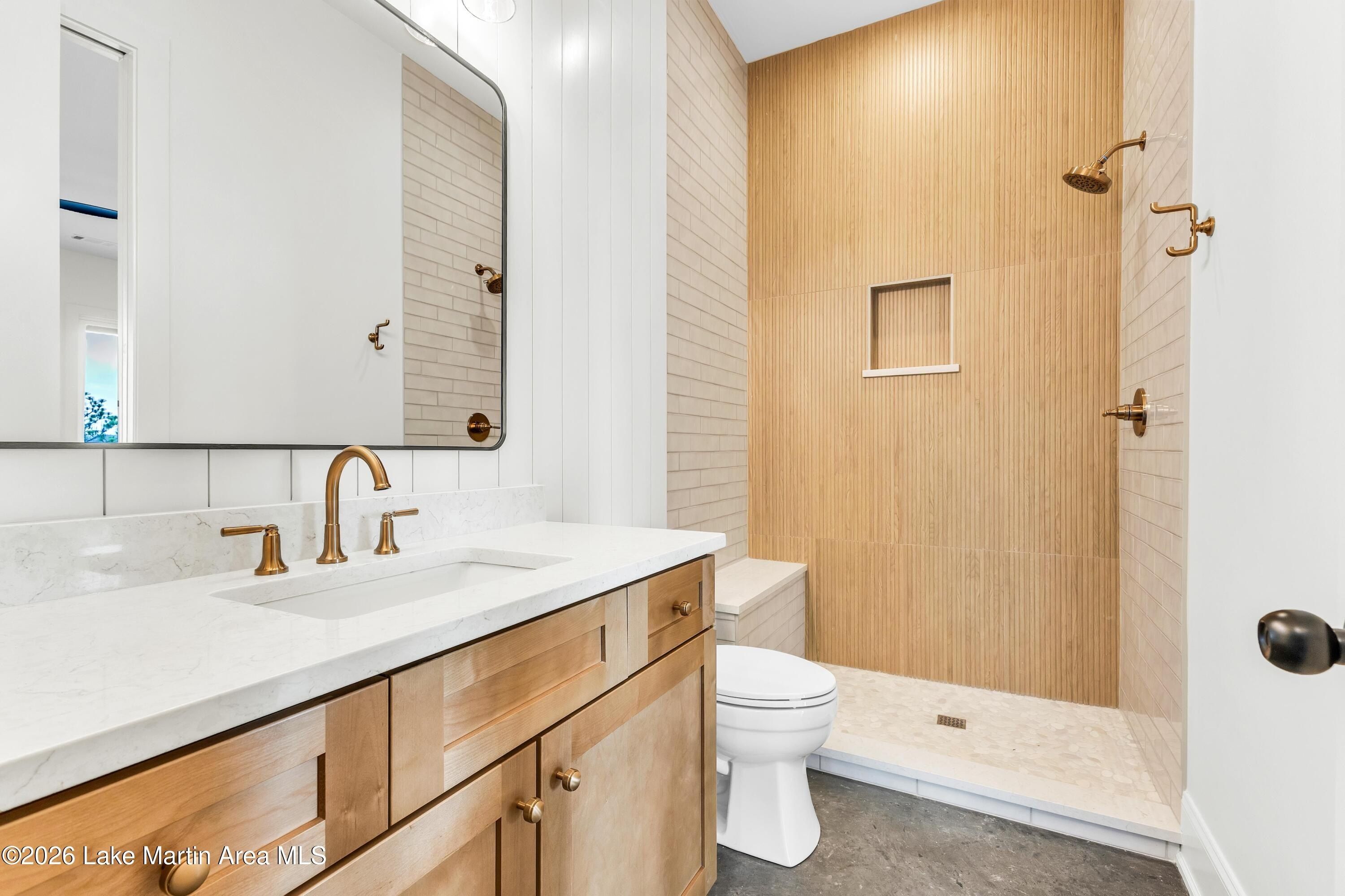 195 Long Leaf Pl. Dadeville, AL 36853