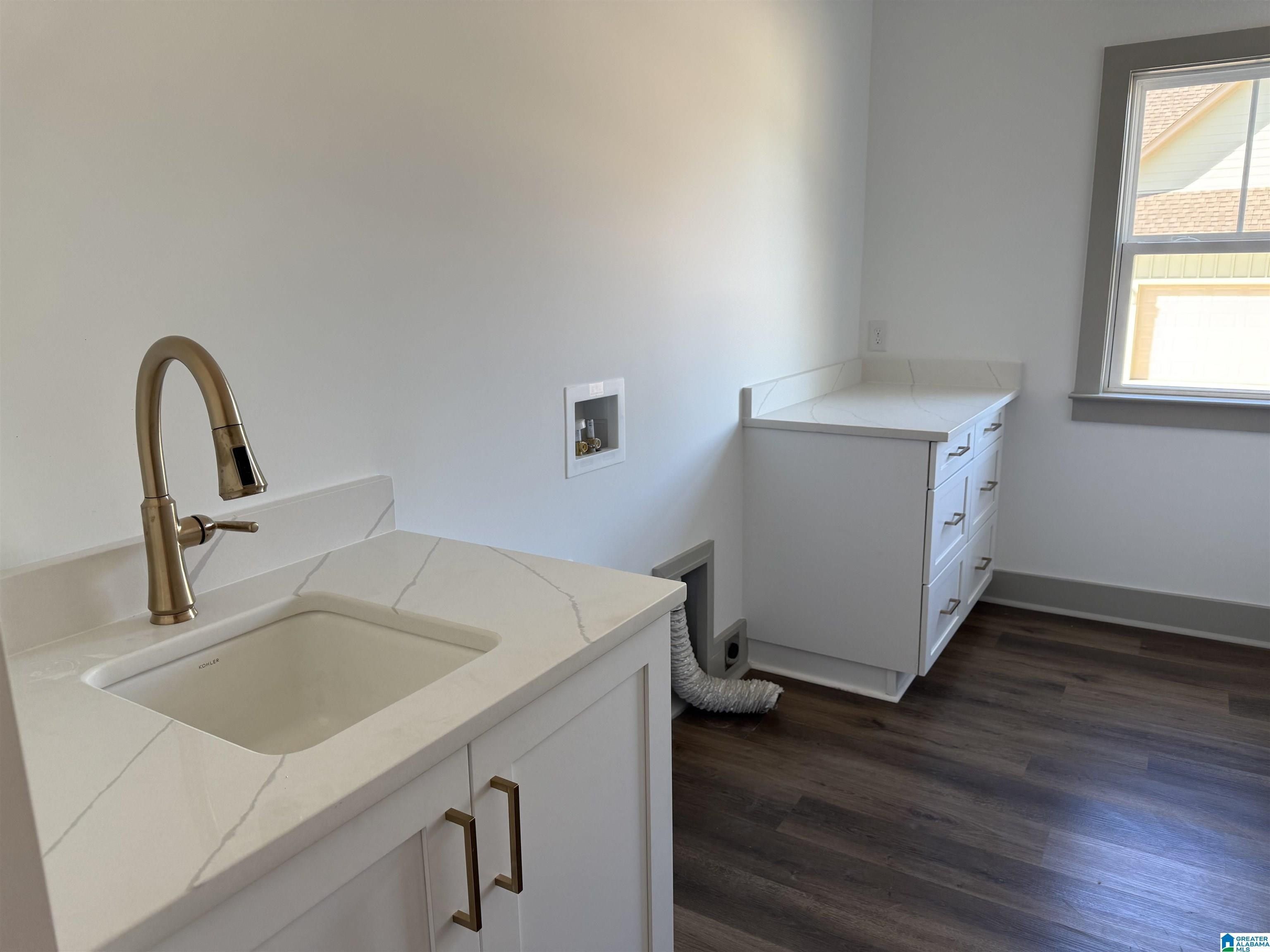 7855 Brae Village Drive. Morris, AL 35116
