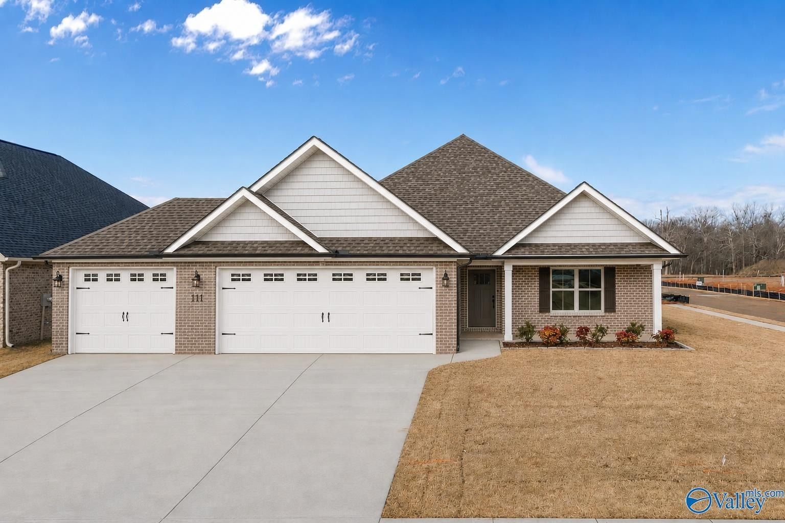 106 Old Forest Road. Meridianville, AL 35759