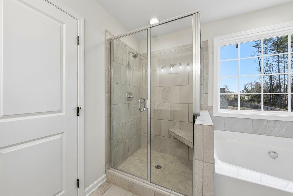 1304 Mcalpine Ridge. Auburn, AL 36830