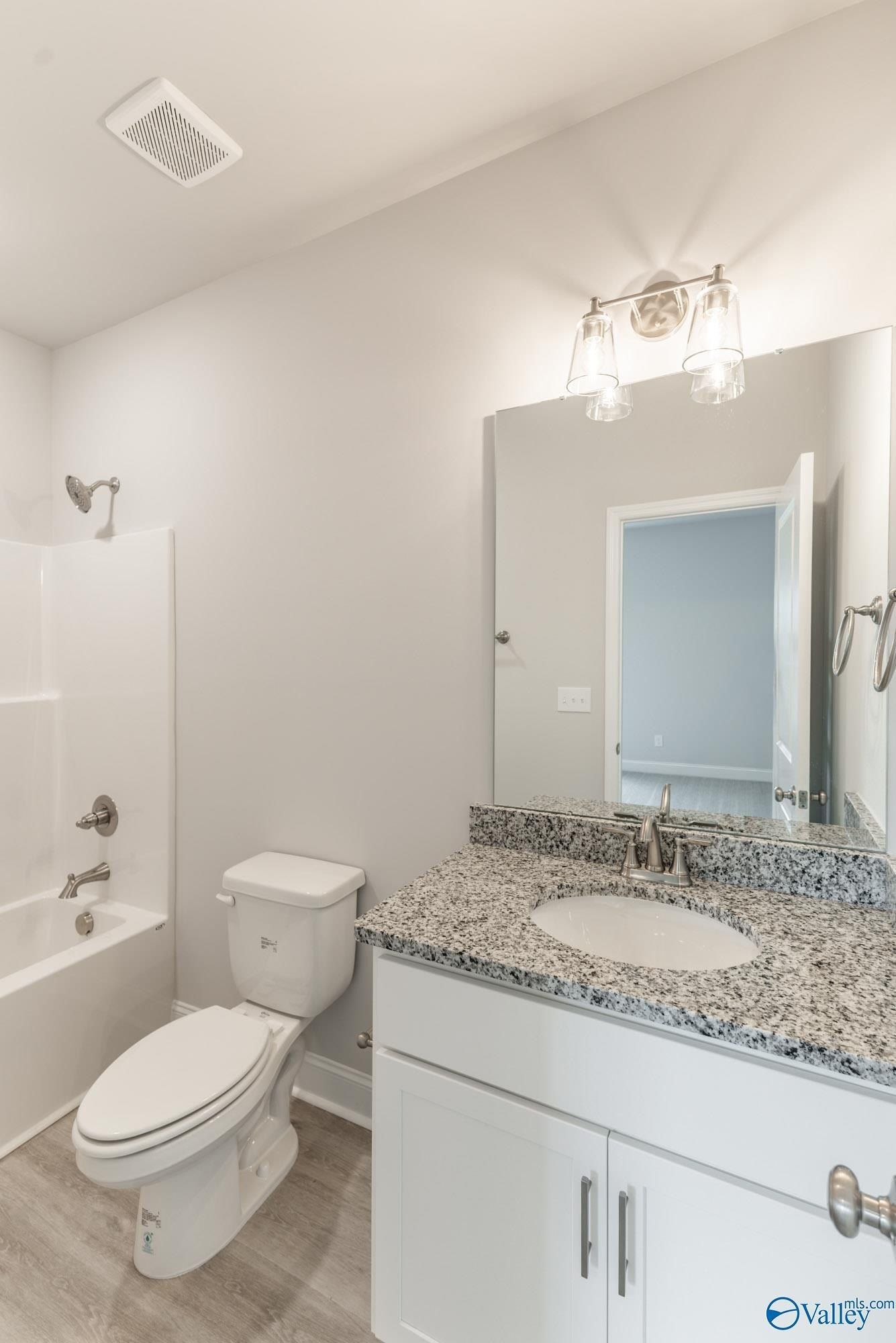 29613 Eagle Brook Drive. Harvest, AL 35749