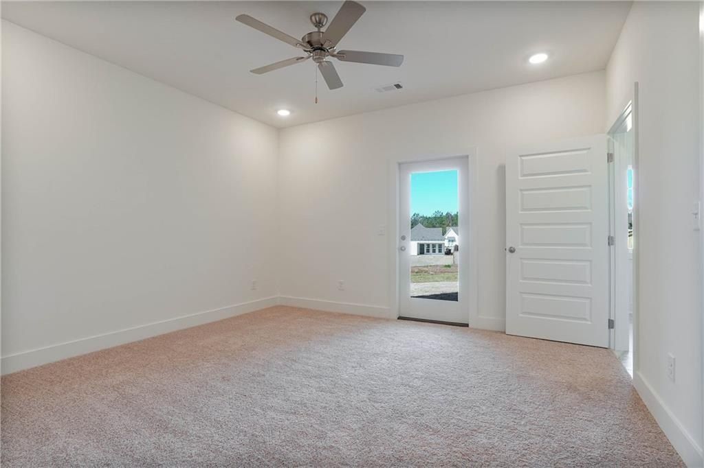 3212 Bradley Lane. Auburn, AL 36830
