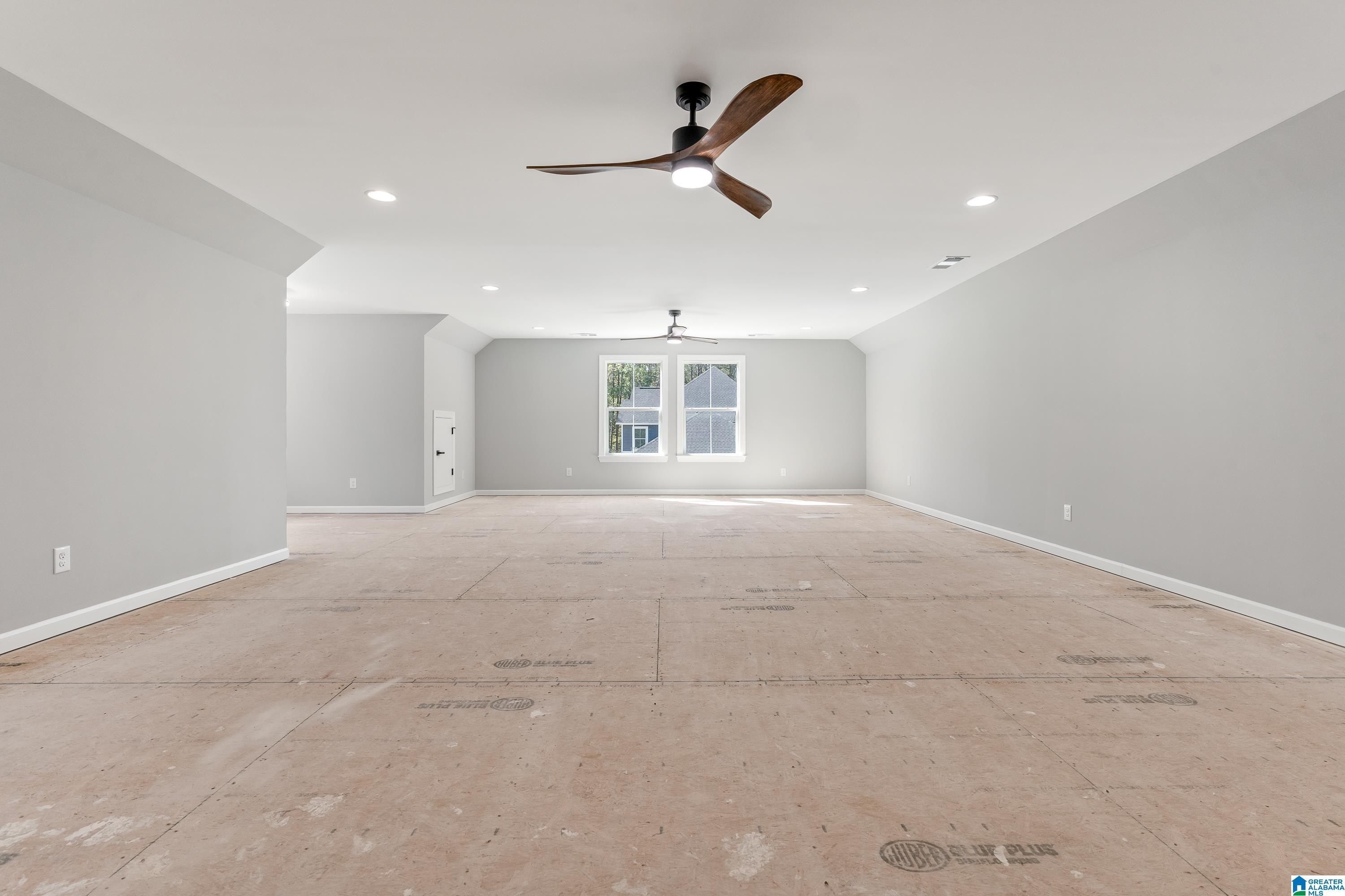 21332 Callie Circle. McCalla, AL 35111